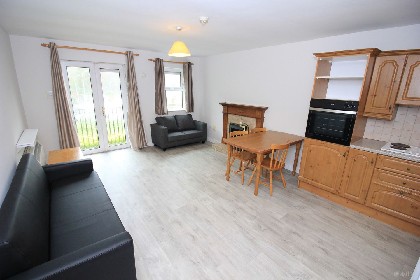 8 Woodville, Rochestown Road, Rochestown, Co. Cork