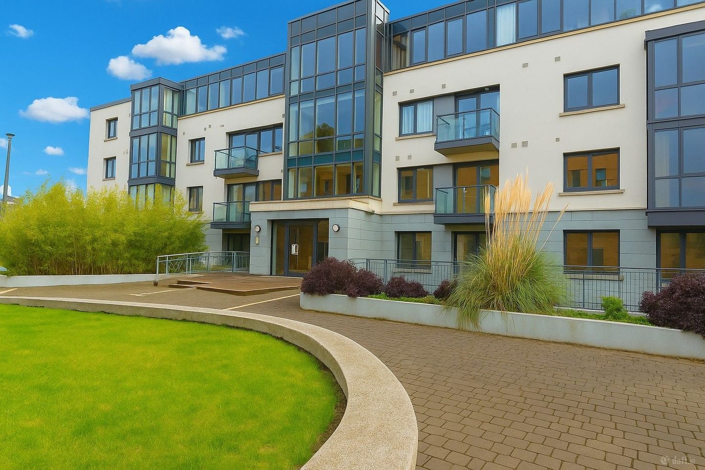 Parkgate Place, Parkgate Street, Dublin 8
