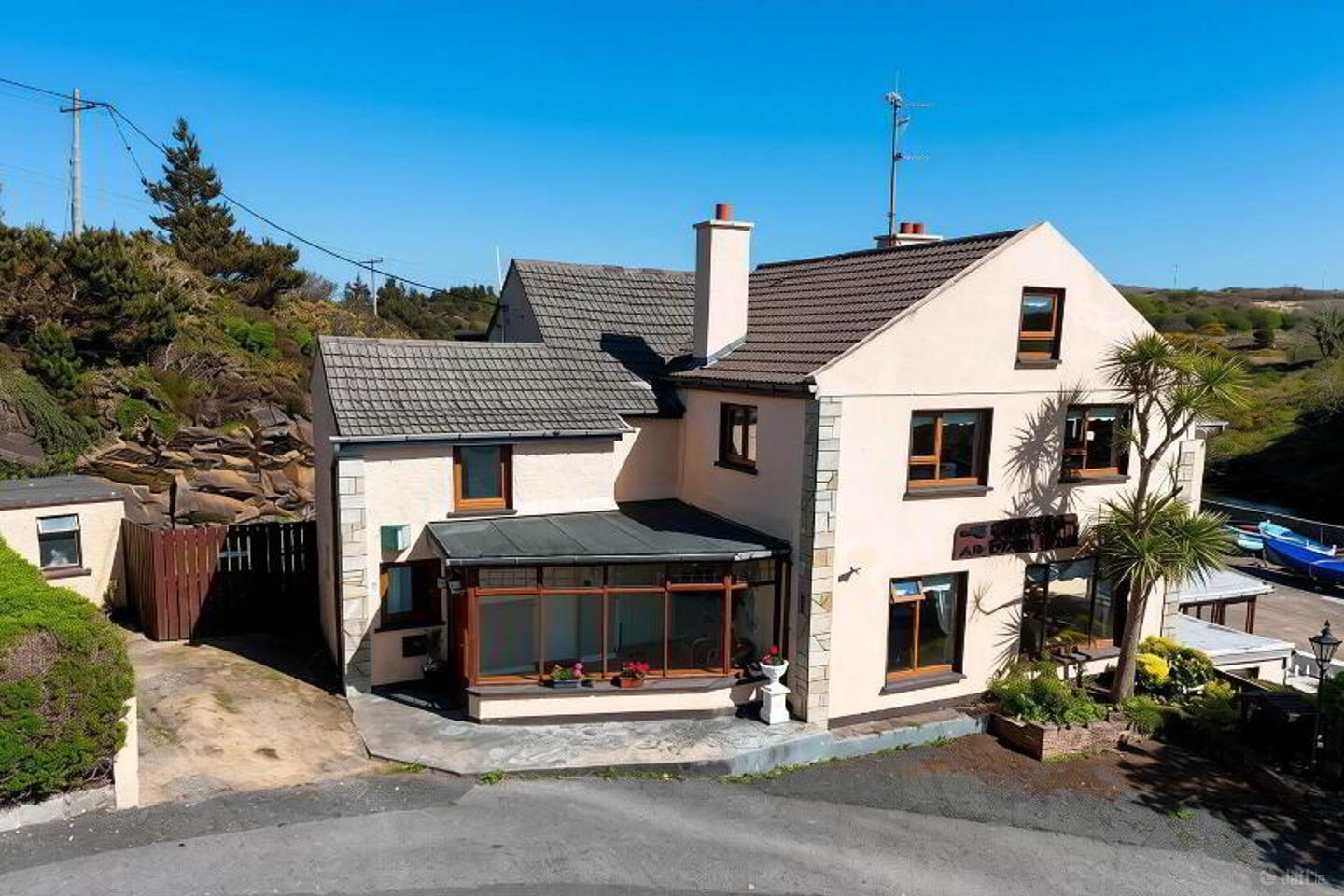 Bunbeg House, Harbour Road, Bun Beag, Co. Donegal, F92PX80
