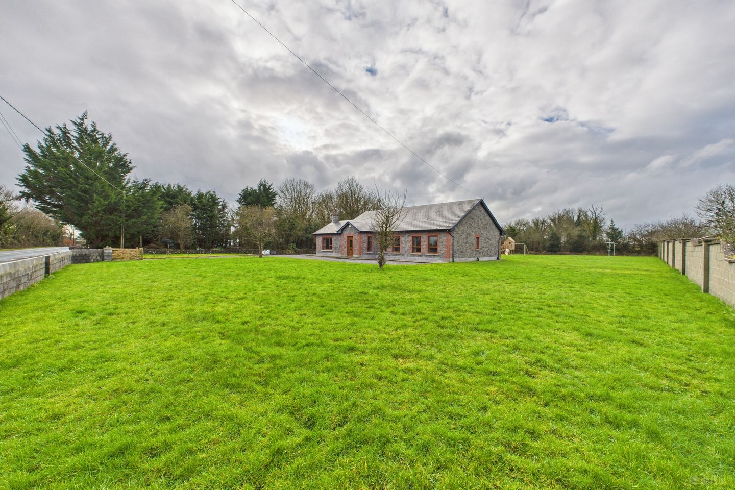 Lowville, Ahascragh, Ballinasloe, Co. Galway, H53N735
