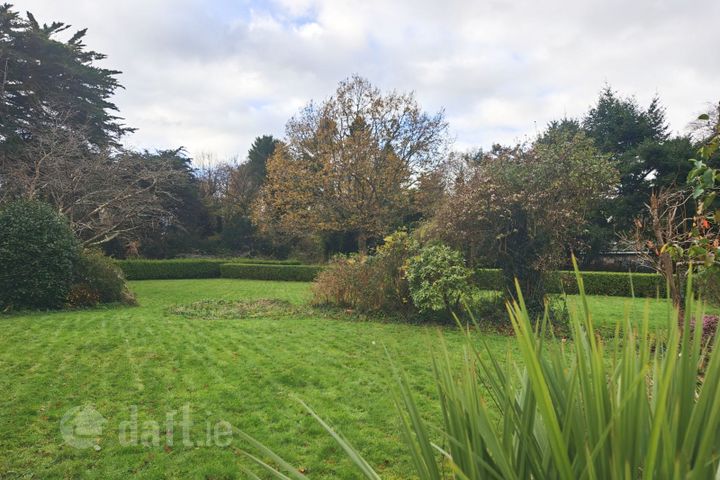 Coolvalley, Abingdon Park, Shanganagh Road, Loughlinstown, Co. Dublin