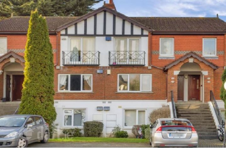 whiteoaks (beside UCD), Clonskeagh, Dublin 14