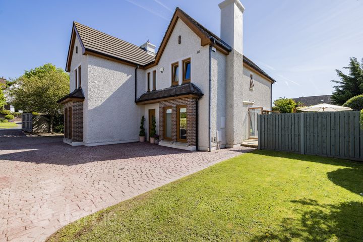 15 Knockdara, Seamount Rd, Malahide, Dublin