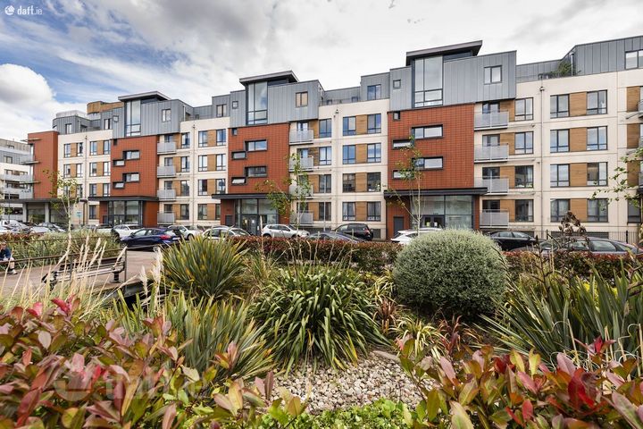 Apartment 18, Watermint Court, Pelletstown Avenue, Royal Canal Park, Dublin 15, D15WR22