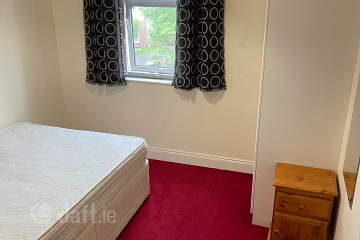 Castlewell, South Circular Road, Co. Limerick