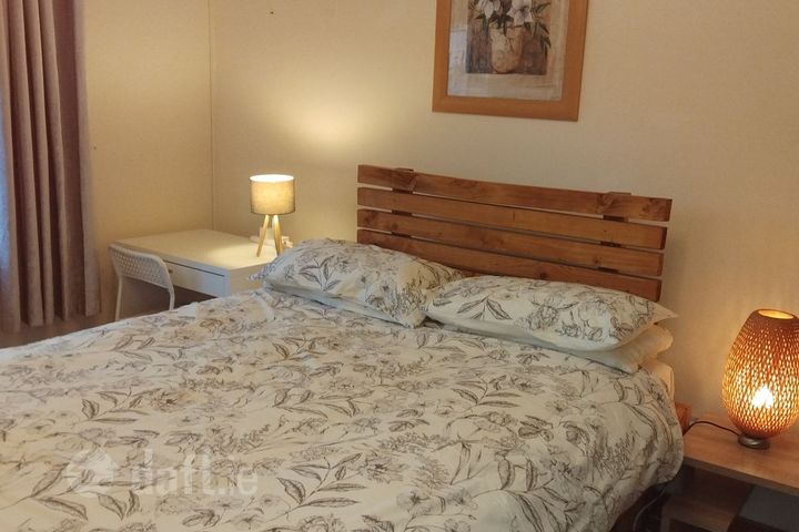 8 Hazelwood Crescent, Hartstown, Dublin 15, Hartstown, Dublin 15