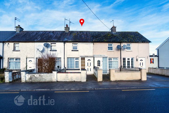 100 Lakeview, Clara, Clara, Co. Offaly, R35PD70