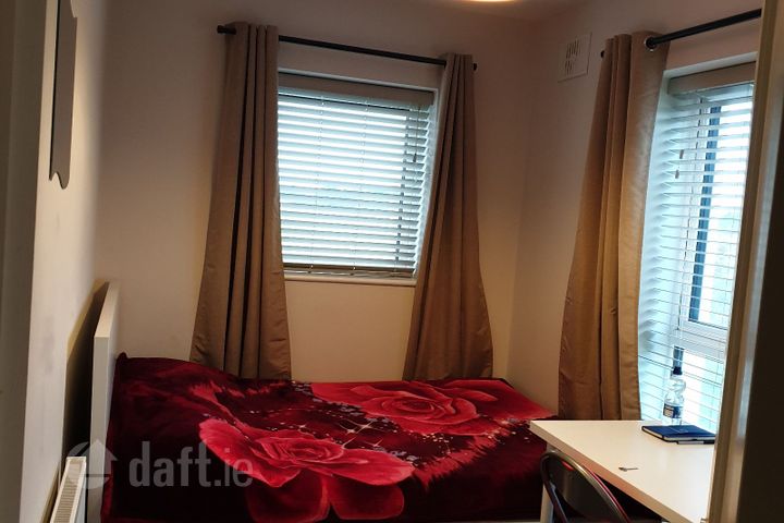 Oaktree Green, Cunnaberry Hill, Tullyroad, Kildare, Co. Kildare