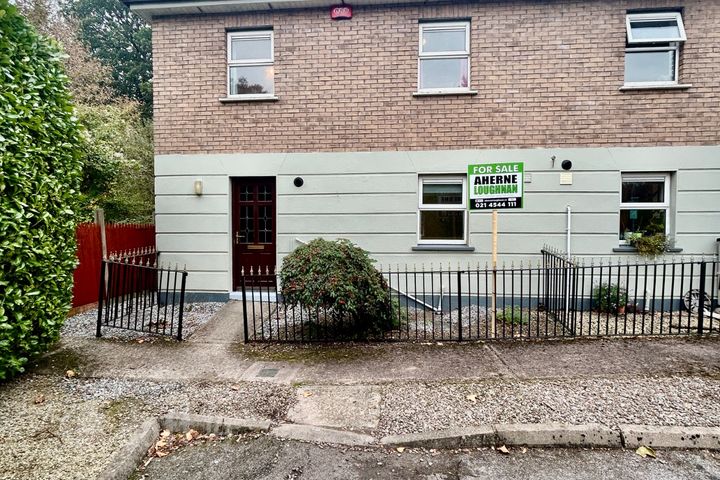 6 Woodville, Rochestown Road, Rochestown, Co. Cork, T12AD82