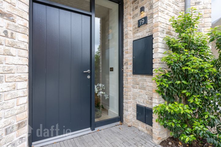 19 Annesley Gardens, Ranelagh, Dublin 6