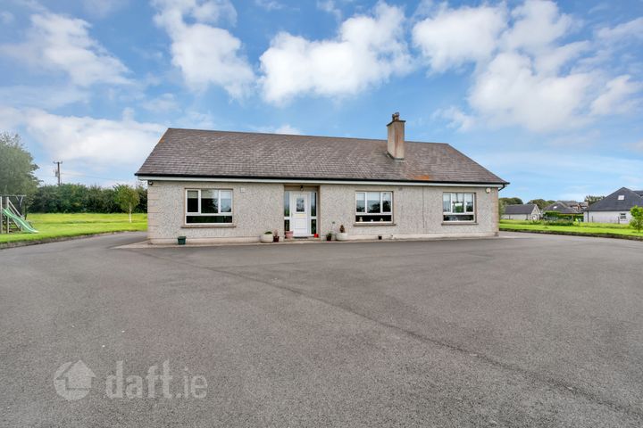 Quilty Cottage, New Road, Ballyoliver, Rathvilly, Co. Carlow, R93X364