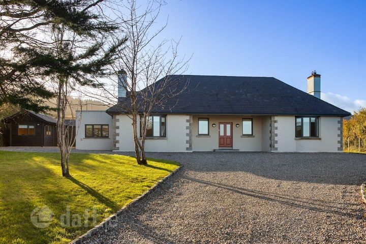 Blackglen Road, Ticknock, Co. Dublin