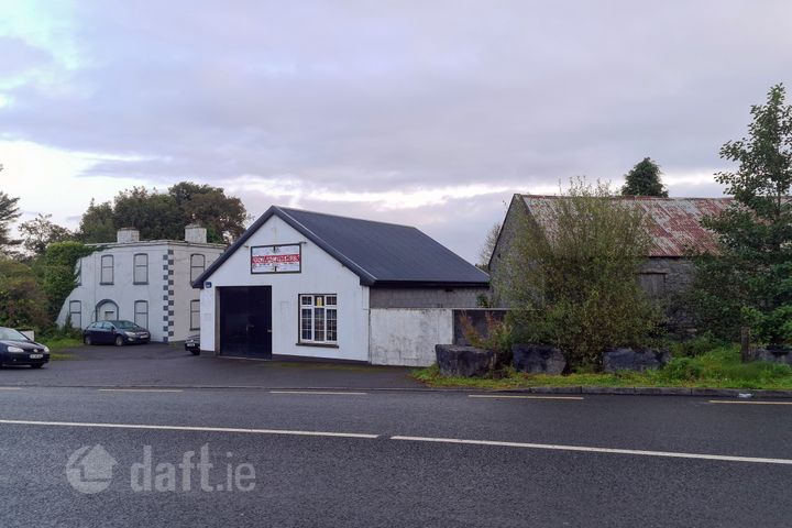 Ballagh St., Charlestown, Co. Mayo