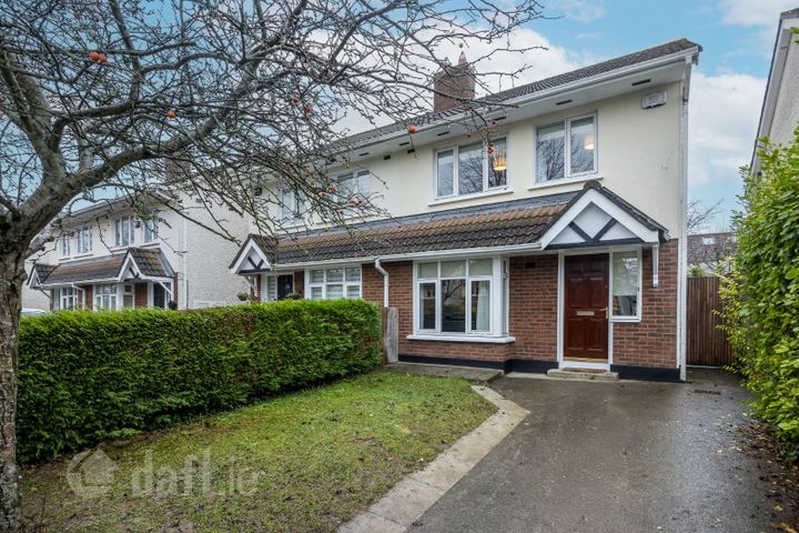 6 Luttrellstown Walk, Dublin 15, Castleknock, Dublin 15, D15C8WV