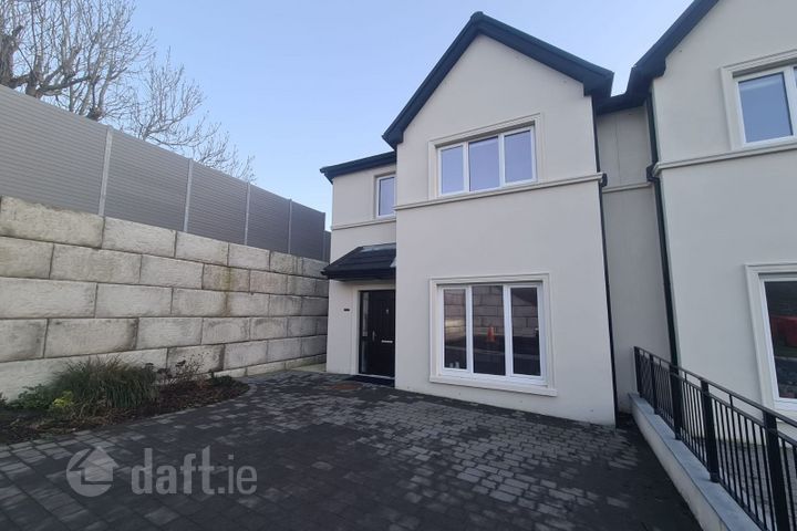 73 Helms Point, Church Bay Road, Crosshaven, Co. Cork