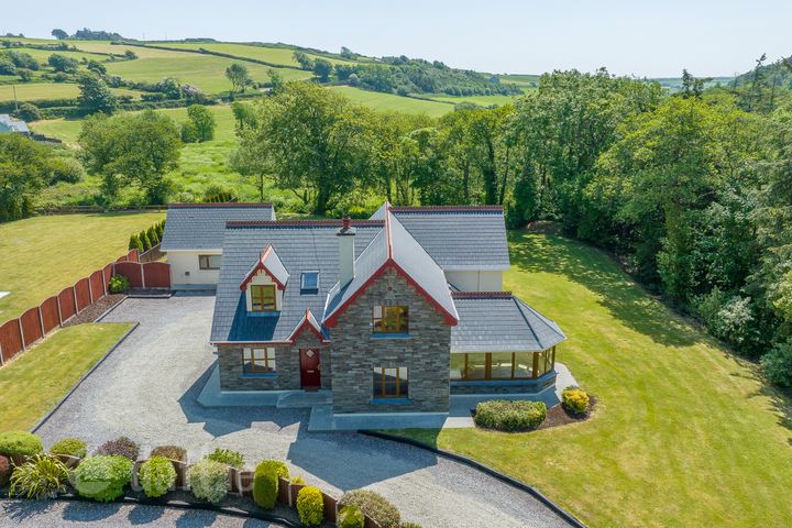 2 Rathbarry Village, Castlefreke, Rosscarbery, Cork