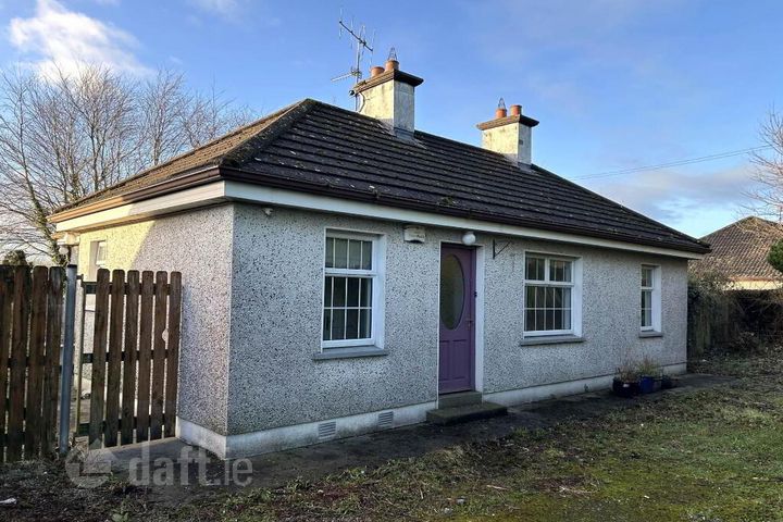 Castle Avenue, Derrin, Borris-in-Ossory, Co. Laois, R32N2H2