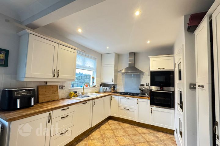 8 The Avenue, Boden Park, Ballyboden, Dublin 16