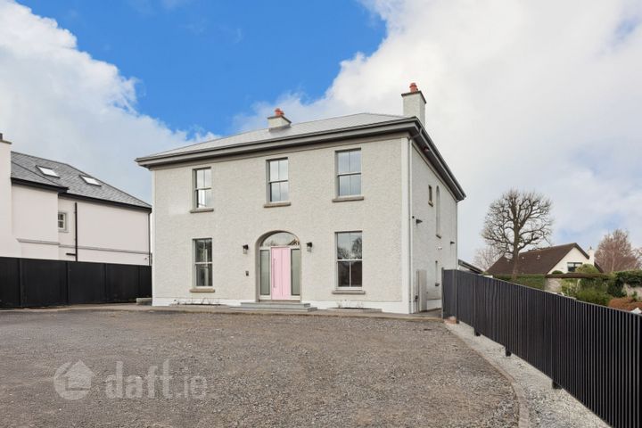 The Elms, College Road, Castleknock, Dublin 15