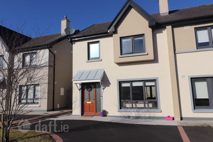 7 Orchard View, Creggaun Na Hilla, Clarecastle, Clare