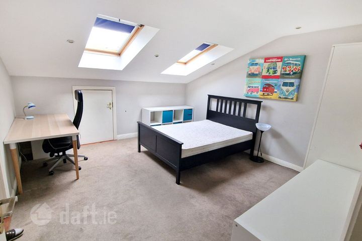 Old Bawn Road, Tallaght, Dublin 24