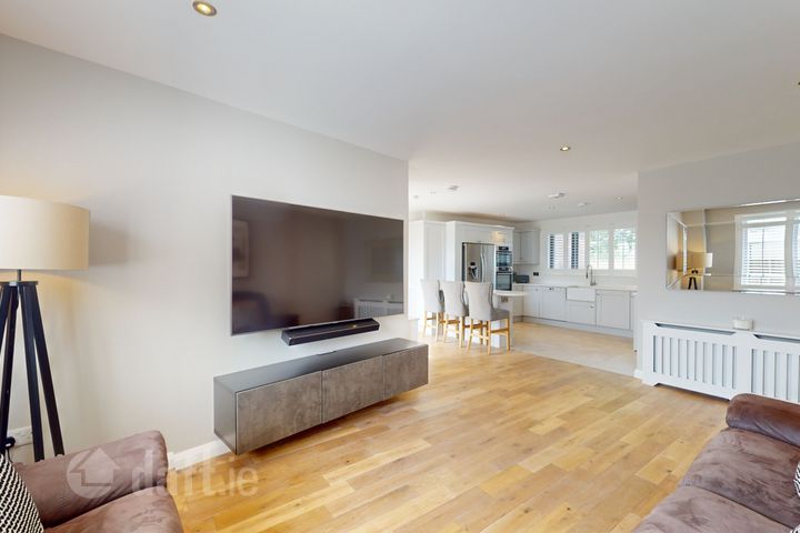 5 Oileain Na Cranoige/cranogue Isl, Balbutcher Lane, Ballymun, Dublin 11, Dublin