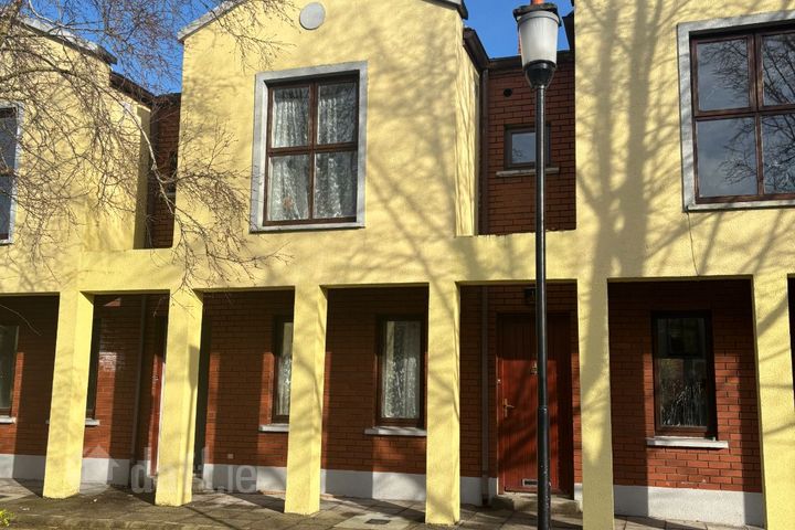 28 Dunlo Court, Ballinasloe, Ballinasloe, Co. Galway