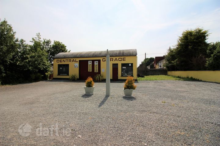 Central Garage, Emly, Co. Tipperary, E34PF77