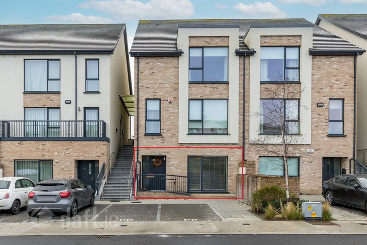 31 The Grove, St. Marnock's Bay, Station Rd. Portmarnock, Dublin