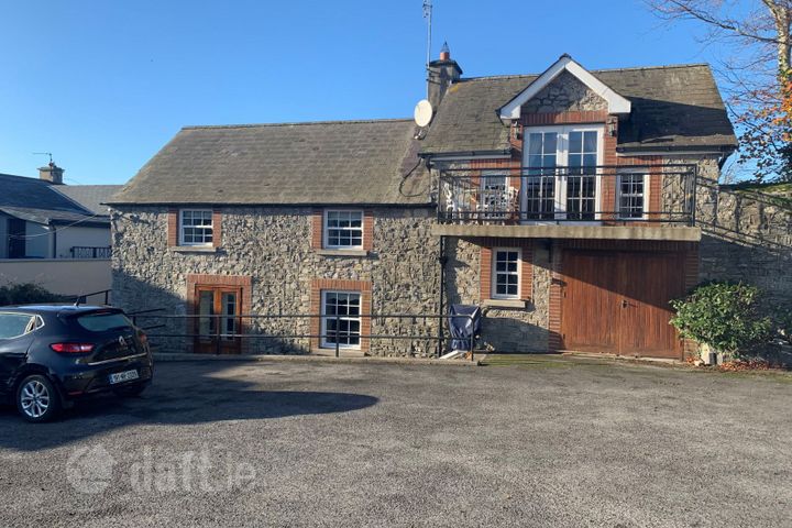 The Mews, Newgrange Mall, Main Street, Slane, Slane, Co. Meath