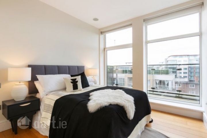 Apartment 161, Adelaide Square, Whitefriar Street, Dublin 2