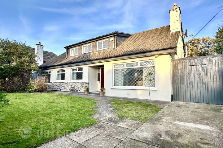 16 Shrewsbury Lawn, Cabinteely, Cabinteely, Dublin 18