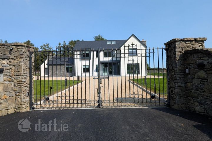 Manor View, Moyglare Road, Kilcloon, Co. Meath