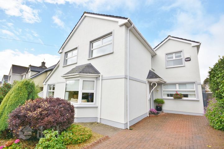 4 Leeside, Oakpark Road, Tralee, Co. Kerry, V92H972