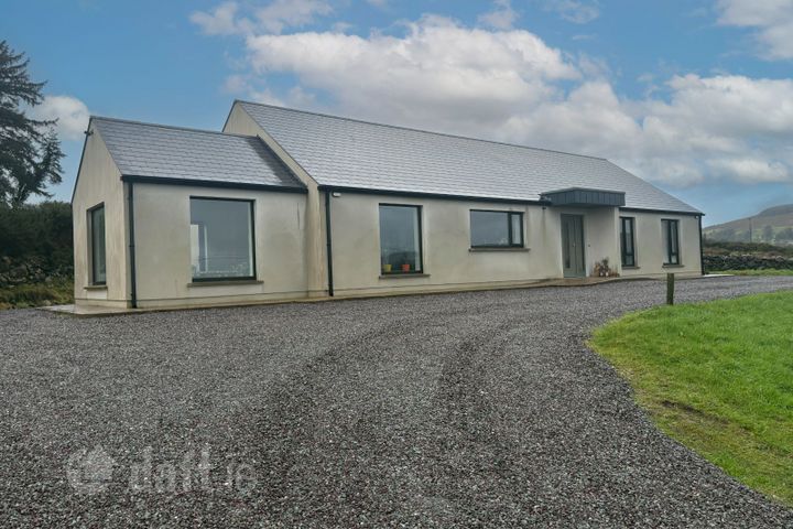 Moanfluigh, Macroom, Co. Cork, P12FW11