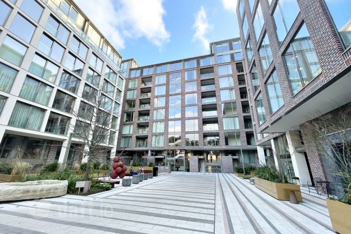 Lansdowne Place, Ballsbridge , Dublin 4