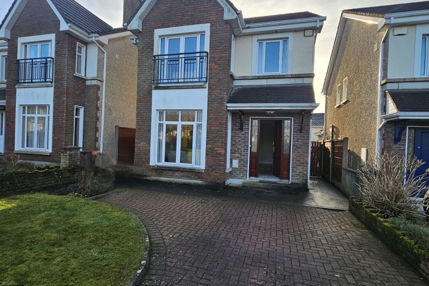 Caiseal Cam, Roscam, Roscam, Co. Galway