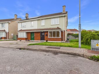 14 Dún Coran, Sweetfields, Youghal, Co. Cork - Semi-detached house