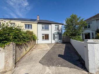 12 Belfield Park, Ennis Road, Limerick City Centre, Co. Limerick - Semi-detached house