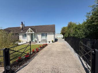 12 Vale Drive, Oola, Co. Limerick - Semi-detached house