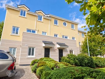 15 Gleann Noinin, College Road, Bohermore, Co. Galway - Apartment to Rent