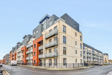 Apartment 18, Cassian Court South, Pelletstown Avenue, Royal Canal Park, Dublin 15, D15W625