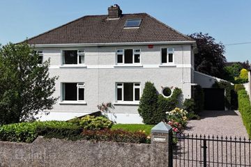 Falklands, 4 Lake Lawn, Ballinlough, Co. Cork, T12T27H