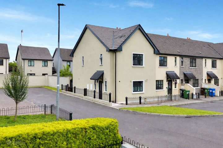 64 Cois Na Habhainn, Station Road, Moate, Co. Westmeath, N37PH64