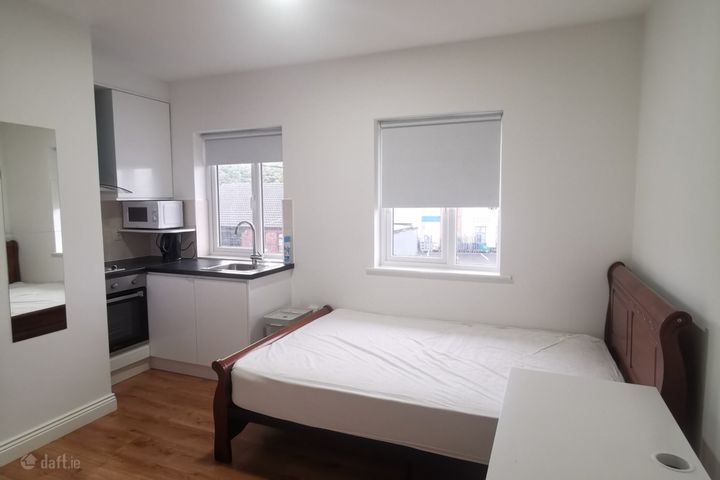 Grove Road, Finglas, Dublin 11