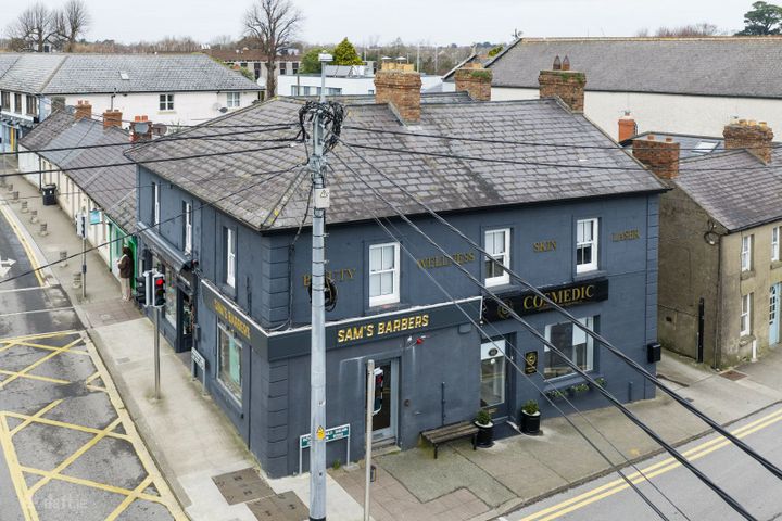 Corner House, Old Bray Road, Cabinteely, Dublin 18, D18XC80