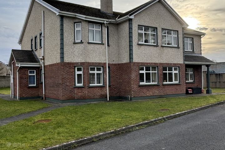 Apartment 5 , Manor Court, Westport Road, Castlebar, Co. Mayo, F23PF75