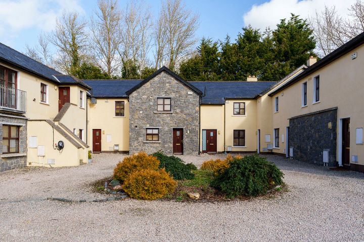 16 Newtown Hill Captians Hill, Leixlip, Co. Kildare