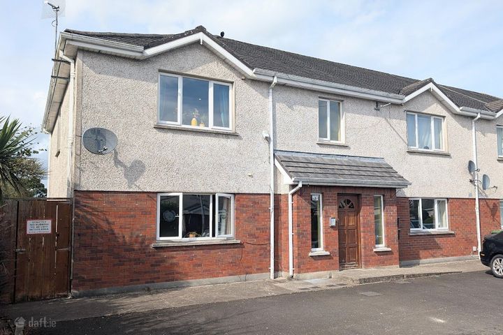 5 Radharc Darach, St Conlan's Road, Nenagh, Co Tipperary, E45PX97