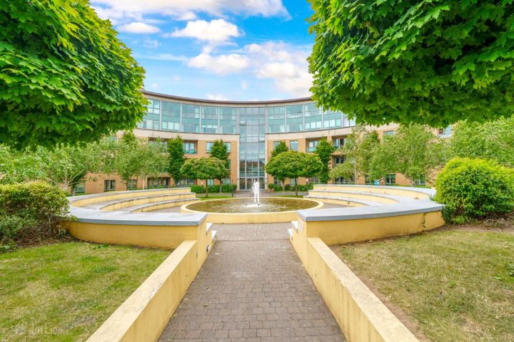 95 The Ramparts, Cabinteely, Dublin 18, D18TX80